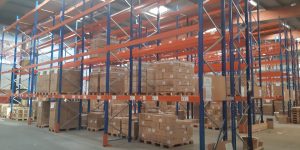 lot rack à palettes occasion : 30 mètres linéaires 99 emplacements prêt à installer