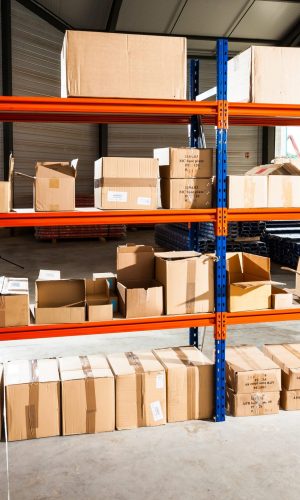 professionnel du rayonnage industriel et commercçant, rayonnages légéres, mi-lourd et lourd, rayonnages à palettes